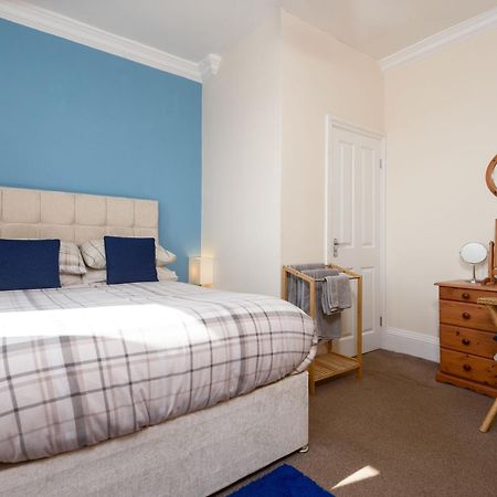 The Whitby Prospect, 2 Bed Apartment With Stunning Views, 2 Mins From Beach エクステリア 写真