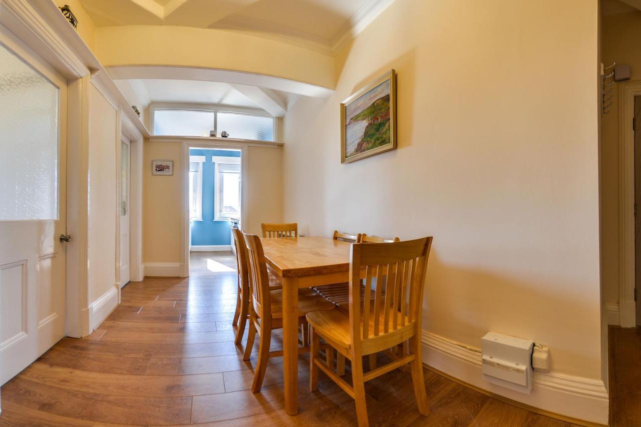 The Whitby Prospect, 2 Bed Apartment With Stunning Views, 2 Mins From Beach エクステリア 写真