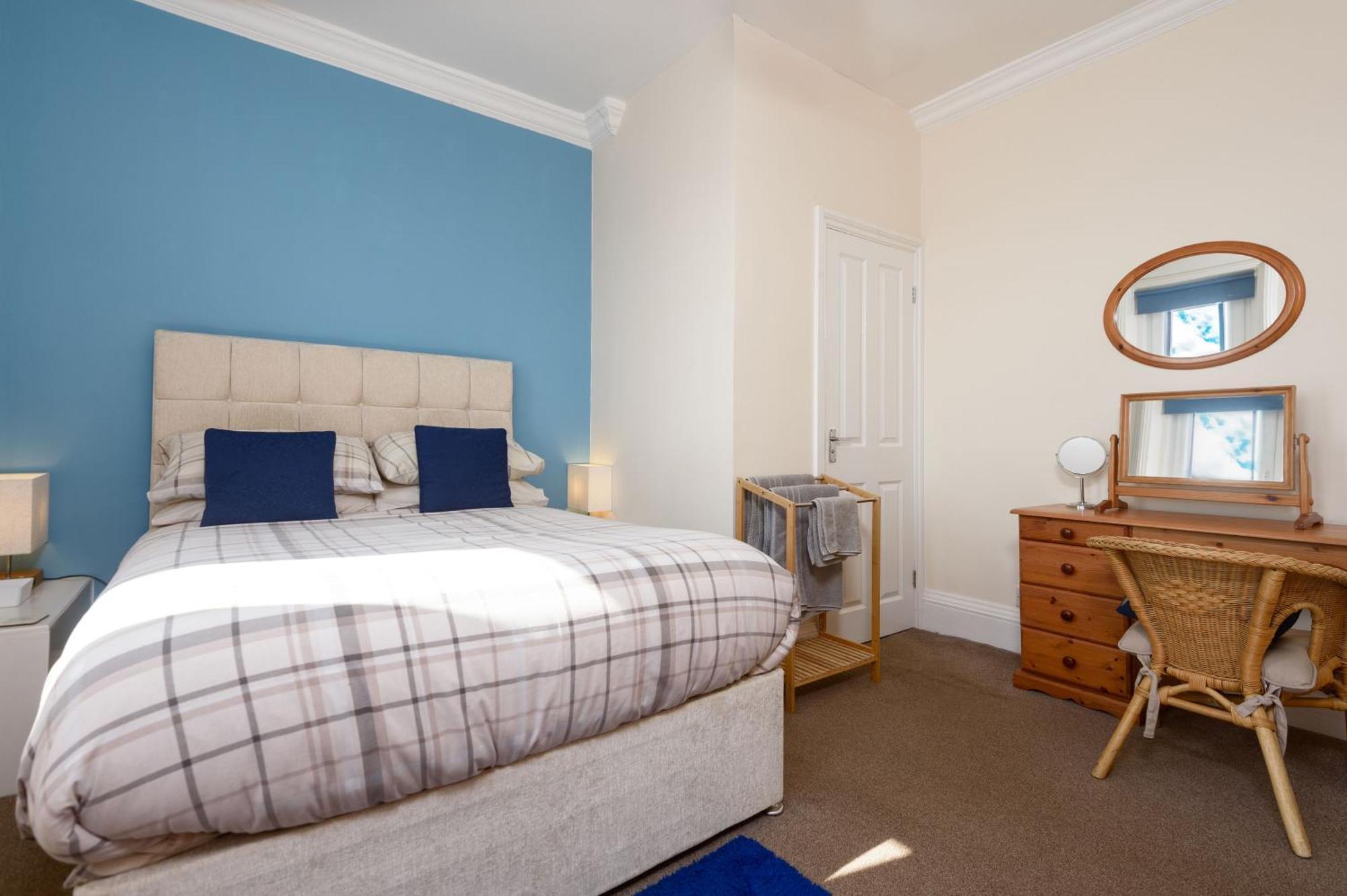 The Whitby Prospect, 2 Bed Apartment With Stunning Views, 2 Mins From Beach エクステリア 写真
